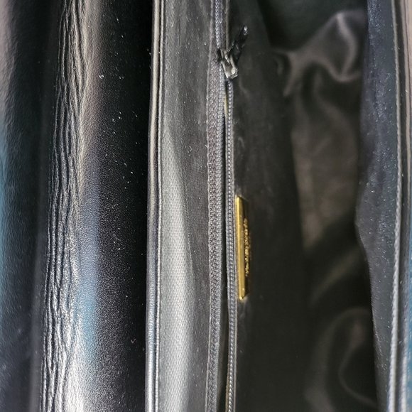 Valentino Garavani Black Leather Crossbody Bag - Picture 6 of 8